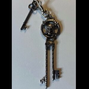 Silver metal Disney Keychain with